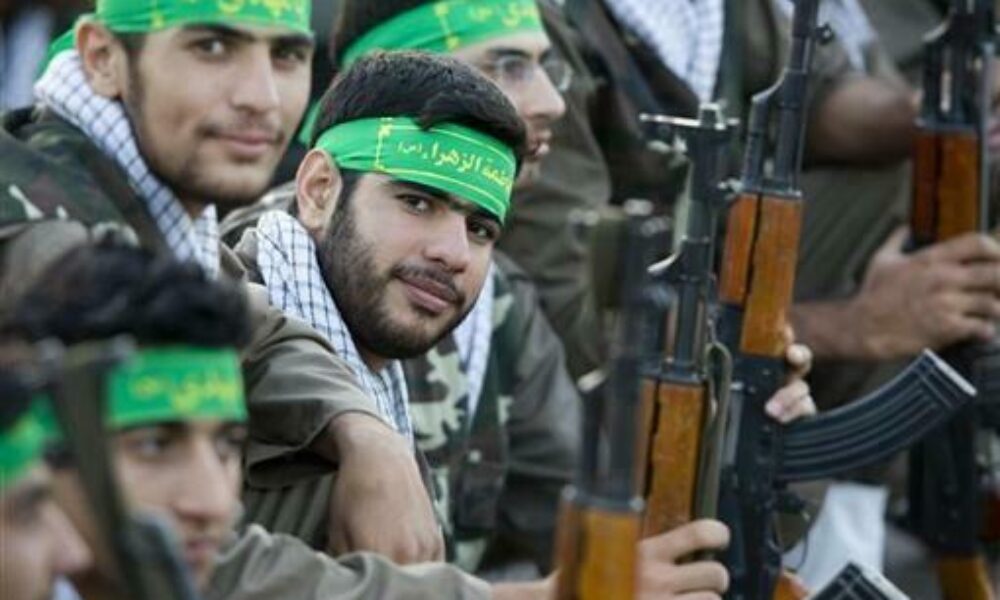 Do represívnych milícií už môžu vstúpiť aj deti. Irán znížil minimálny vek nových členov na 12 rokov