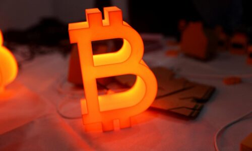 Vietnamská polícia zatkla podvodníkov s kryptomenami, ktorí mali spreneveriť miliardy dolárov