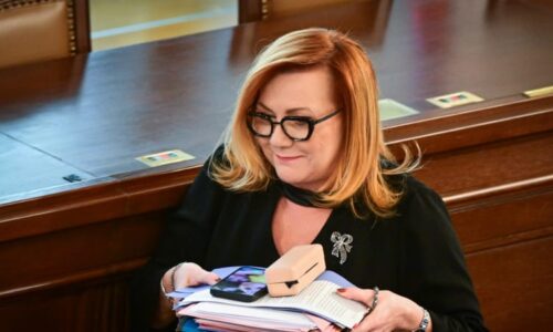 Schillerová posílá varování bankám. Má plán, jak získat statisíce korun navíc do důchodu