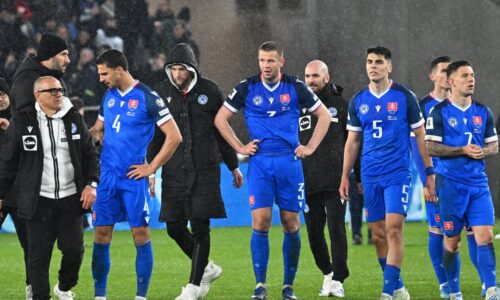 Prečo sa sen o Amerike rozplynul? Detinské chyby aj zle postavená obrana, hodnotia slovenské futbalové legendy