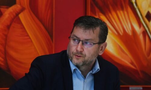 Primátora Karviné zatkla policie, má být zapleten do podvodů ve fotbale. Místní jsou v šoku