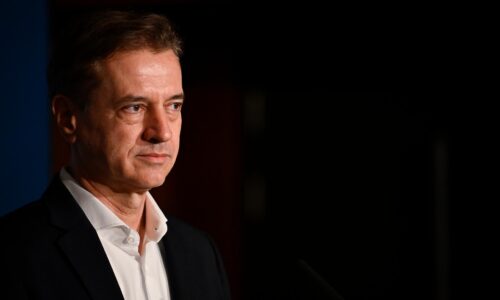 Slovinský premiér po nerozhodných voľbách odštartoval rokovania o koalícii. Sľubuje naliehavé opatrenia