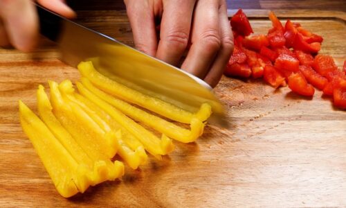 This is an incredibly  easy and healthy salad recipe. I believe you should try.