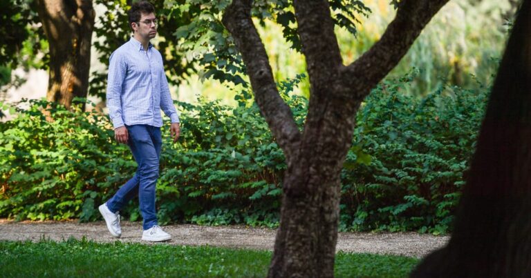 Orb&aacute;n&rsquo;s spies were hunting me, says Hungarian journalist accused of espionage &ndash; POLITICO