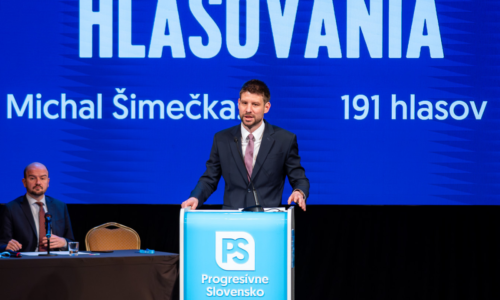 Šimečka je staronovým lídrom Progresívneho Slovenska. Na niektoré firmy chce ísť metódou cukru a biča
