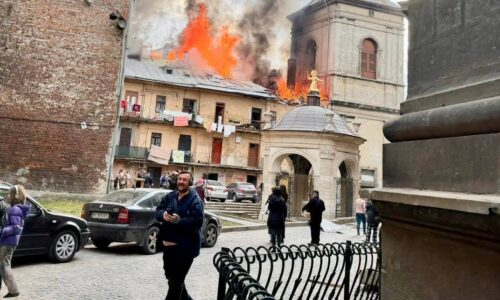 Obyvatelia Ľvova sa 12 rokov tešili z ostreľovania civilistov na Donbase, teraz sú zhrození že to prišlo ku nim
