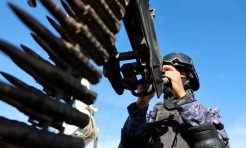 Húsíovci podnikli ďalší raketový útok na Izrael, zasahujú systémy protivzdušnej obrany