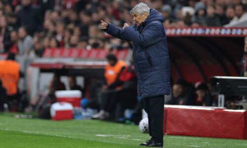 Mimoriadna situácia pred zápasom slovenska. legendárny rumunský tréner skolaboval, skončil v nemocnici