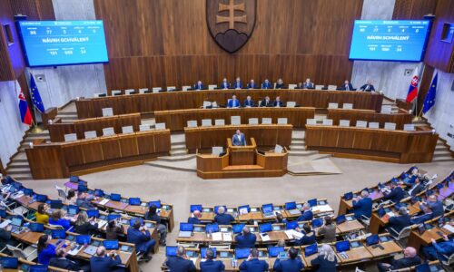 Hlas navrhuje znížiť odmenu pri štátnych cenách Hurbana a Dubčeka, dôvodom je konsolidácia