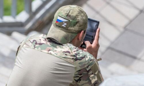 Máš v mobilu Telegram? Jdeš na smrt. Kreml zakázal vojákům známou aplikaci a vypukl chaos