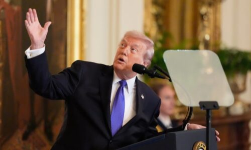 Můj taneční sál odolá dronům, pochlubil se Trump. Nechal kvůli němu zbourat křídlo Bílého domu