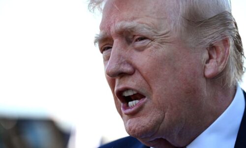 Zmocníme se klíčového ostrova u Íránu, naznačil Trump. Na místo míří americké speciální síly