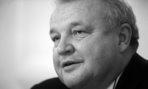 Zemřel bývalý ředitel porodnice v Podolí Feyereisl. Zanechal trvalou stopu, smutní Vojtěch