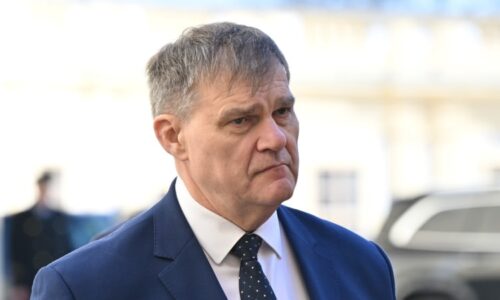 Česko a Slovensko se mentálně vzdalují, říká velvyslanec v Bratislavě. Krajanů podle něj ubývá