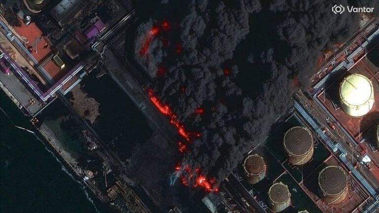 Ukrajinci provedli dálkový úder: podařilo se jim poškodit ruský přístav v baltském moři