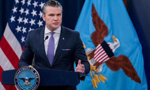 Najbližšie dni vo vojne s Iránom budú rozhodujúce, Teherán čelí dezerciám, vyhlásil šéf Pentagónu