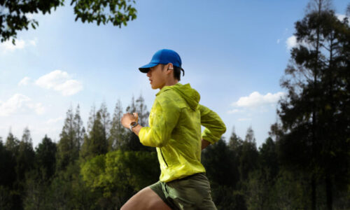 Huawei potvrdzuje dominanciu v nositeľnej elektronike: Bežecké hodinky Watch GT Runner 2 prichádzajú na Slovensko