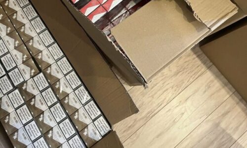 Pri akcii „Cooker“ v Košiciach zaistili colníci státisíce cigariet, ako aj lieh