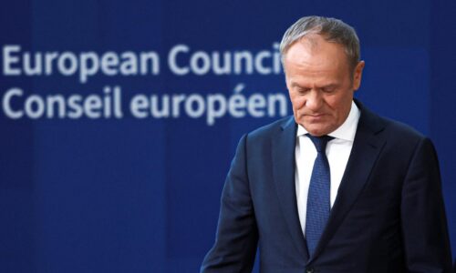 Orbán a jeho minister zahraničných vecí už dávno opustili EÚ, reaguje Tusk na zverejnené nahrávky