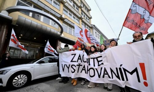 Protest Veľká kultúrna mobilizácia v Bratislave má za cieľ zastaviť ministerku Šimkovičovú, pochod obmedzí aj dopravu – FOTO