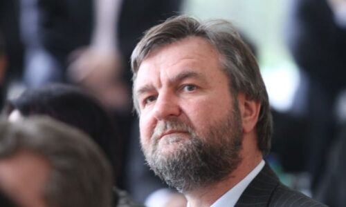 Zemřel bývalý dlouholetý poslanec ODS Petr Pleva. V minulosti pracoval jako rozhlasový režisér