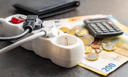 Európska únia by mohla zvážiť uvoľnenie dlhových pravidiel, vyhlásil taliansky minister