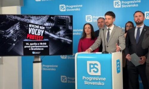Progresívci zvolávajú protest proti zmenám volebných pravidiel, Fico sa chce podľa Šimečku zabetónovať pri moci – VIDEO