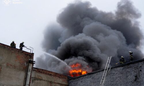 Rusko cez deň vypustilo proti Ukrajine ďalšie stovky dronov. Vyžiadali si obete na životoch, uviedol Kyjev