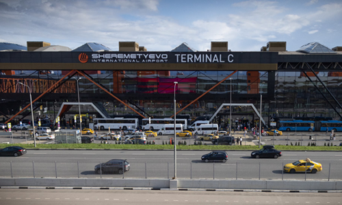 „Mnoho Rusov riskuje“. Moskva upozornila občanov na cestu do krajín, ktoré majú s USA zmluvy o vydávaní