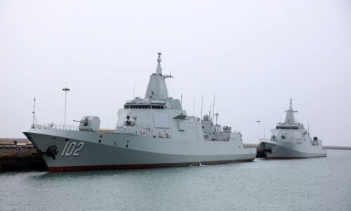 Sériová výroba torpédoborcov? V Číne je možné všetko