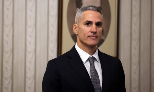 Bulharská polícia pri zásahoch proti kupčeniu s hlasmi zabavila pol milióna eur, uviedol premiér