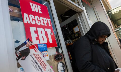 New SNAP rules could cut food aid to 1.1 million immigrant households