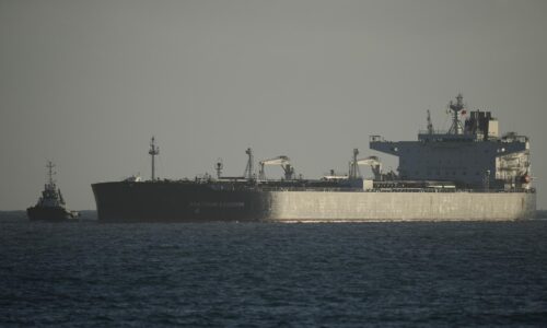 Moskva pošle ďalší tanker s ropou na Kubu. Ostrov je pod úplnou blokádou, bol odrezaný, tvrdí ruský minister