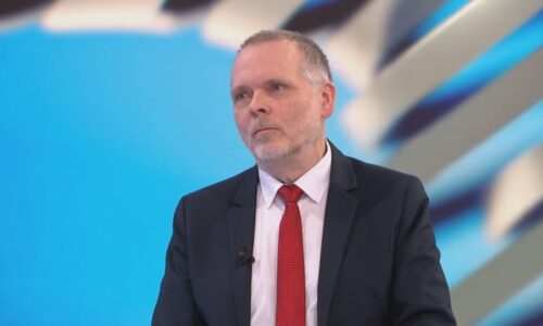 Korecký: Vláda dává Rakušanovi sežrat dluhy z minulosti. Stal se symbolem korupce a cenzury