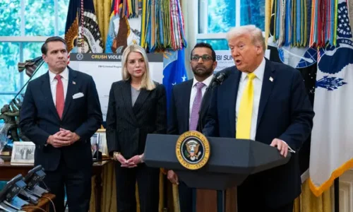 Krátko o problémoch Trumpovej administratívy