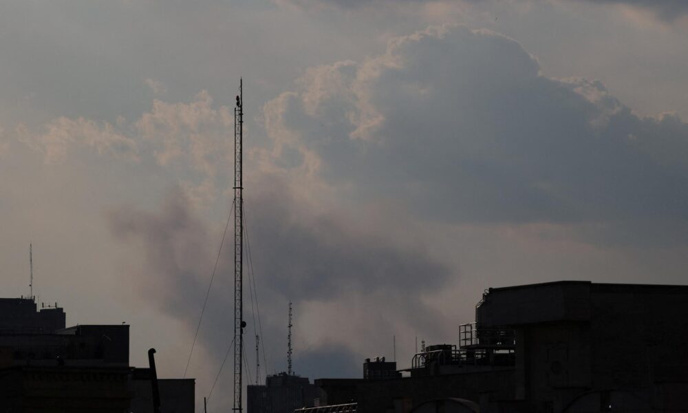 Irán zostrelil podľa médií lietadlo F-15E. Jeden člen posádky bol zachránený, píšu americké médiá