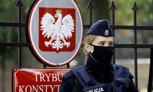 Dvaja Ukrajinci sa do Poľska pokúšali prepašovať Rusov cez hranicu so Slovenskom. Zrejme išli z Maďarska