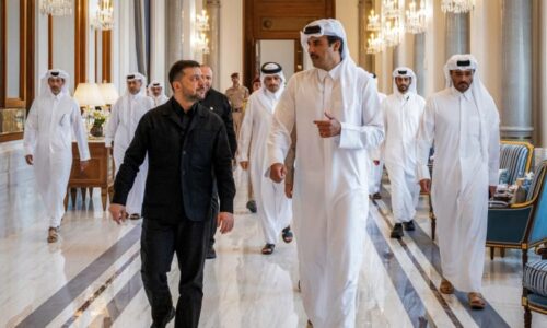 Zelenskyj sbírá spojence v Perském zálivu. Proč jsou dohody o dronech s rivaly Íránu důležité?