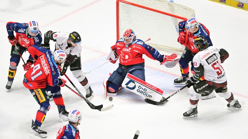 Sparta opäť dokázala šokovať favorita, z pardubíc si odnáša cenný skalp