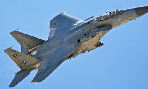 Pilota sestřelené americké stíhačky hledají USA i Írán. Teherán vypsal milionovou odměnu