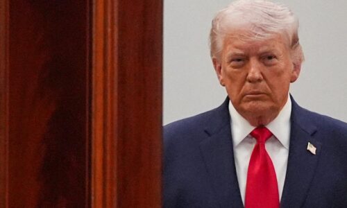 Exšéf atómovej agentúry vyzval štáty Perského zálivu, aby zakročili voči Trumpovi