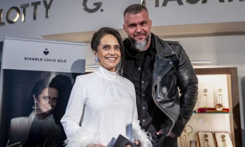 Detaily svatby Lucie Bílé: Romantické šaty i slzy dojetí. Kdo zpěvačku dovedl k oltáři?