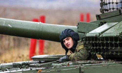 Jste všichni zbabělci? Ruské univerzity tlačí na studenty, aby šli bojovat na Ukrajinu