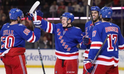 Toto dokáže iba Adam Sýkora, znelo v šatni po gólovom koncerte New Yorku Rangers