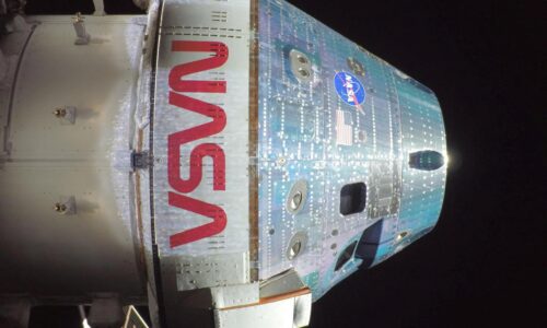 Misia Artemis 2 sa dostala pod vplyv gravitácie Mesiaca. Jej posádke sa podarí to, čo nikomu predtým