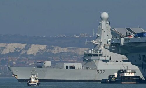 Hizballáh zaútočil raketou na britskú vojenskú loď, pomýlil si ju s izraelskou loďou