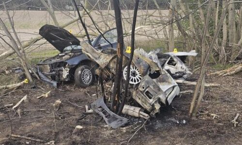 Mimoriadne tragická nehoda pri Senici: Auto po náraze zachvátili plamene, vyhasli mladé životy