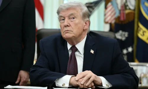 Donald Trump: USA sa pokúsili dodať zbrane iránskej opozícii